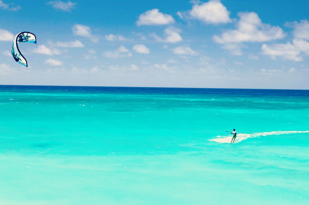 Le kitesurf, un sport extrême dans le vent ! 